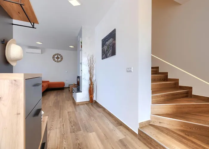 Dora By Interhome *