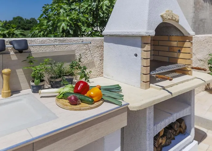 Dora By Interhome 普拉