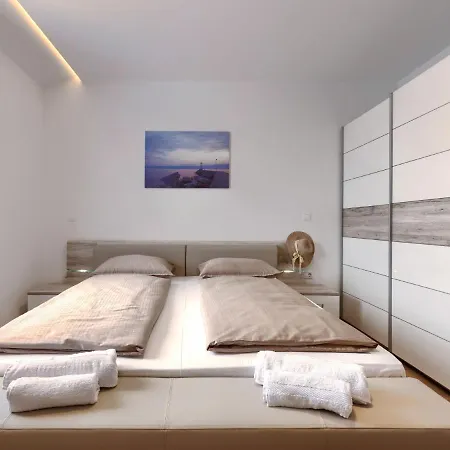 Feriehus Dora By Interhome