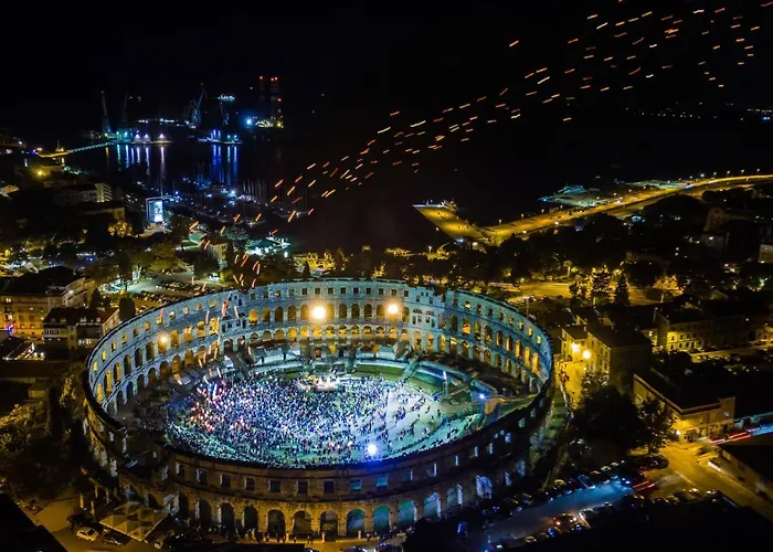 Dora By Interhome Pula